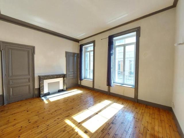 Appartement location à Saint-Étienne, Saint-etienne