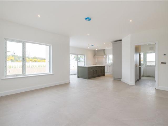 Property for sale in Loch Garman, North Tipperary