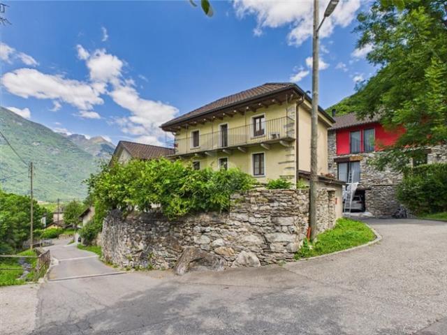 Einfamilienhaus kaufen in Bellinzona, Tessin