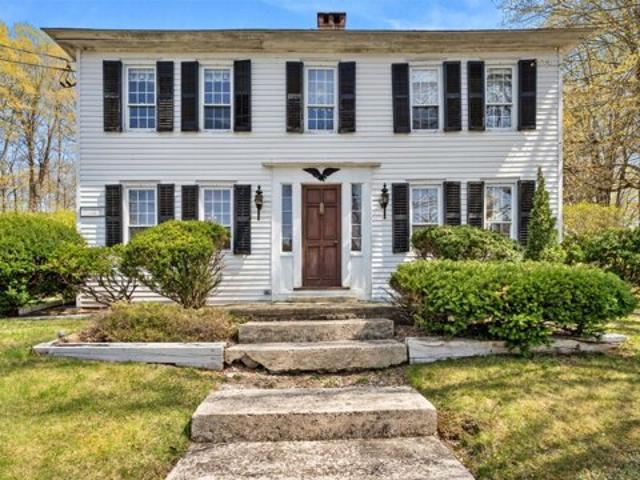 House for sale in Monterey