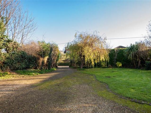 Detached House for sale in Malahide, North Tipperary