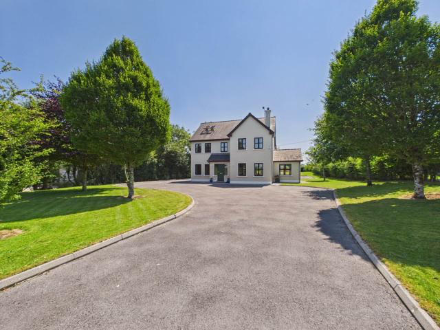 House to rent in Gorteeny, Connacht