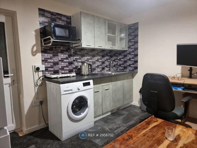 Studio for rent in Acocks Green, Tyseley