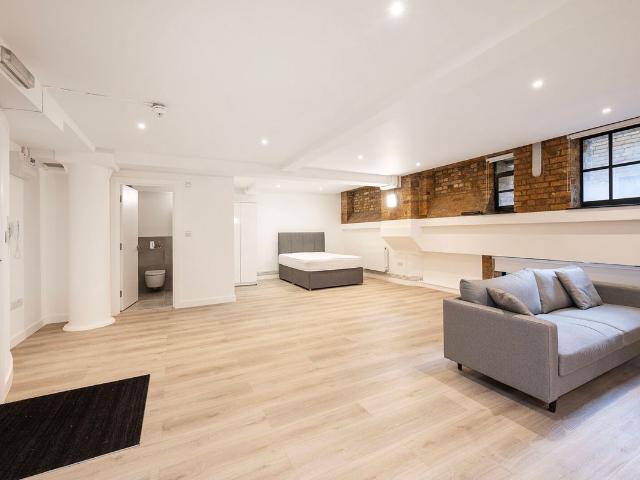 Studio for rent in Dalston, De Beauvoir Town