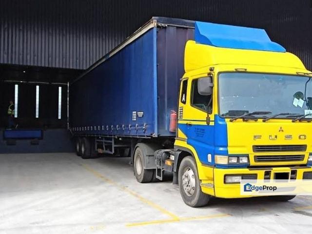 Warehouse for rent in Petaling, Alam Impian