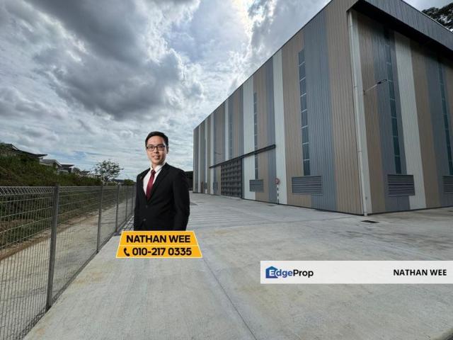 Warehouse for rent in Petaling, Alam Impian