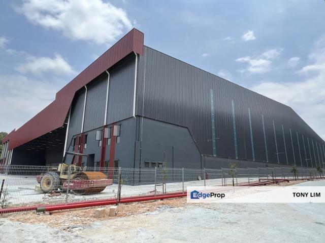 Warehouse for rent in Seksyen U10, Shah Alam