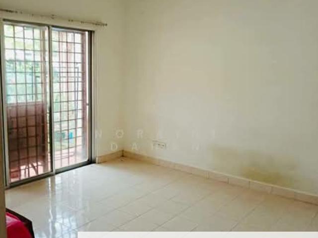 House for sale in Petaling, Alam Impian
