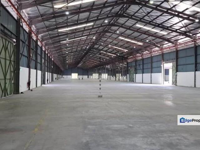Warehouse for rent in Petaling, Alam Impian