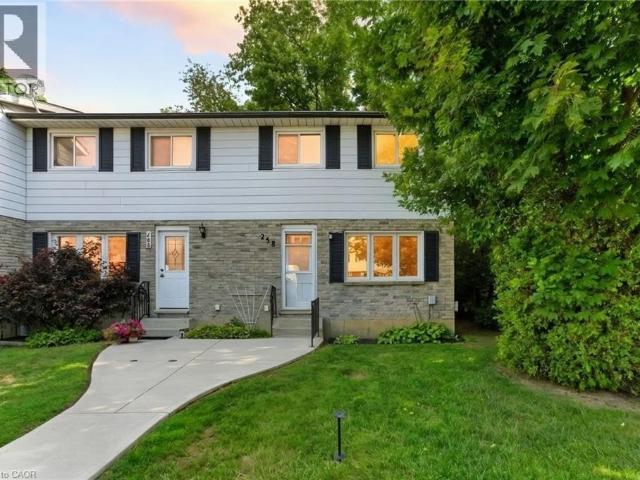 Apartment for sale in Port Dover, Ontario