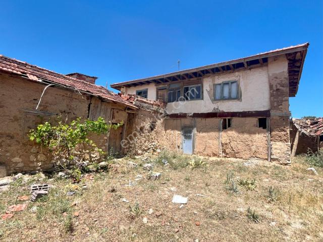 Uşak Merkez içerisinde satılık Villa
