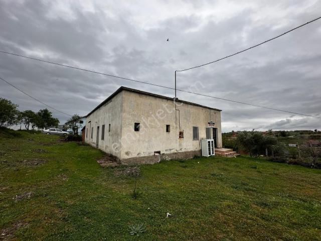 Eşme, Uşak içerisinde satılık Villa