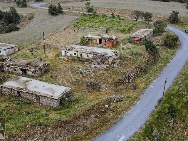 Eşme içerisinde satılık Villa