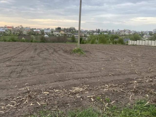 Участок продажа в Великих Гаях