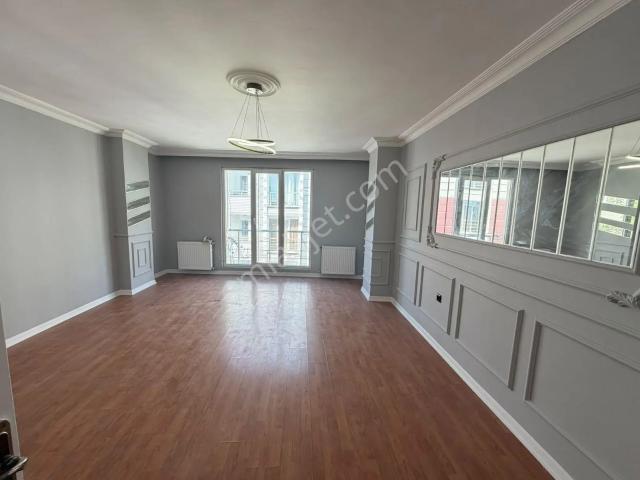 Üçevler Mahallesi, Esenyurt içerisinde kiralık mülk