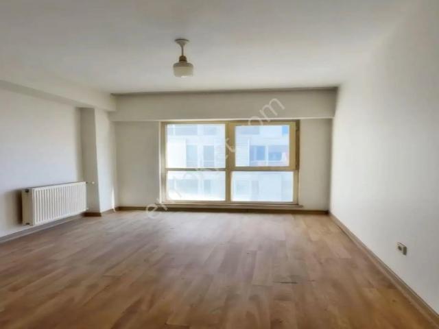 Üçevler Mahallesi, Esenyurt içerisinde kiralık mülk