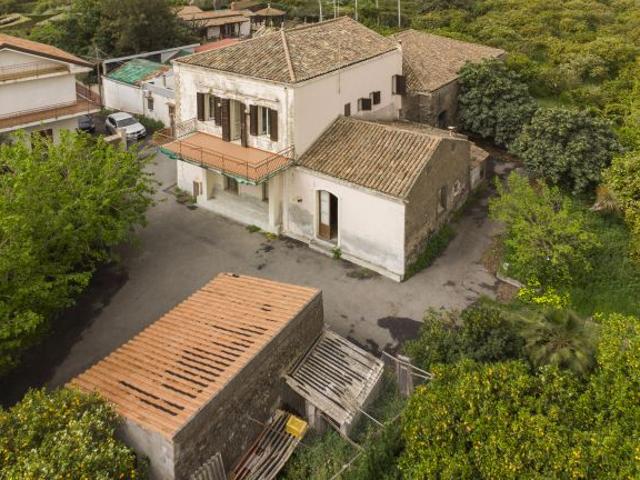 Rustico in vendita a Feudogrande, Fiumefreddo Di Sicilia