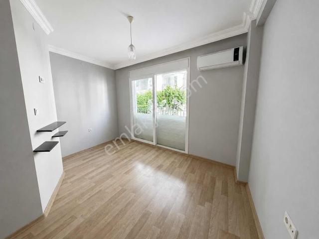 Karabağlar, İzmir içerisinde kiralık mülk