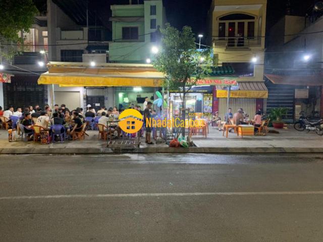 Nhà mặt phố bán
