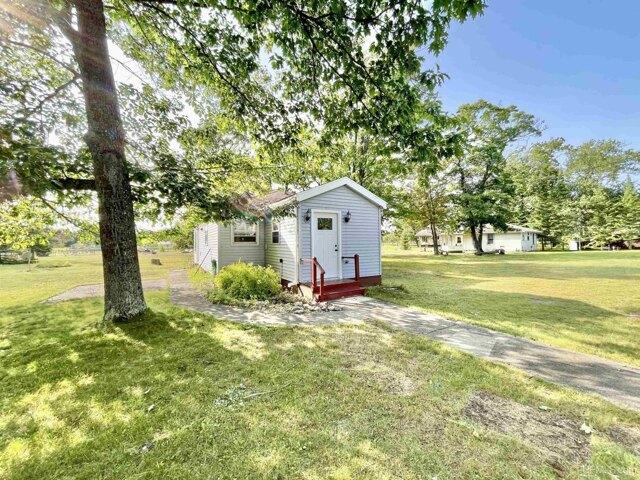 House for sale in Rapid River, Michigan