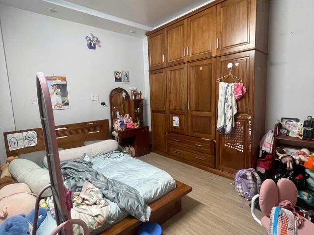 Nhà bán
