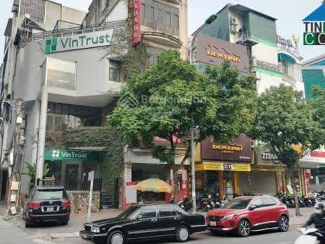 Nhà mặt phố bán tại Hoàn Kiếm, Hà Nội