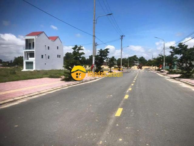 Mặt bằng bán