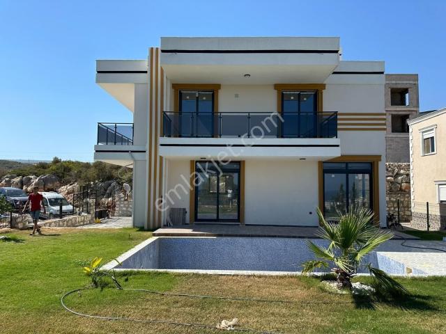 Erdemli, Mersin içerisinde satılık Villa