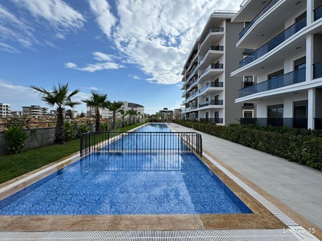 Aksu, Antalya içerisinde satılık mülk