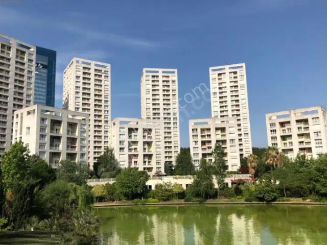Ümraniye, İstanbul içerisinde kiralık mülk