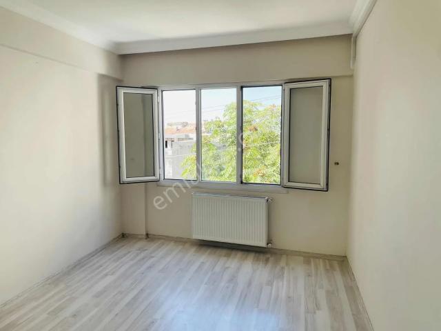 Konak, İzmir içerisinde satılık mülk