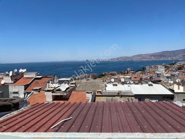 Konak, İzmir içerisinde satılık Bina