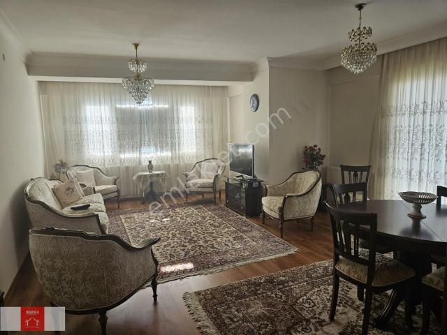 Karabağlar, İzmir içerisinde kiralık mülk