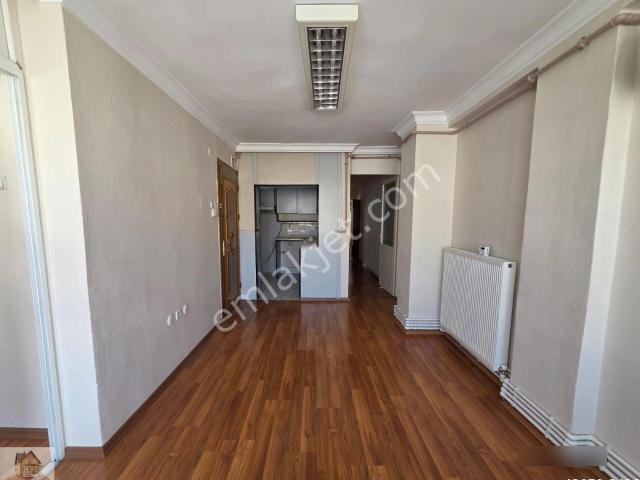 Bahçelievler Mahallesi, Karabağlar içerisinde kiralık mülk