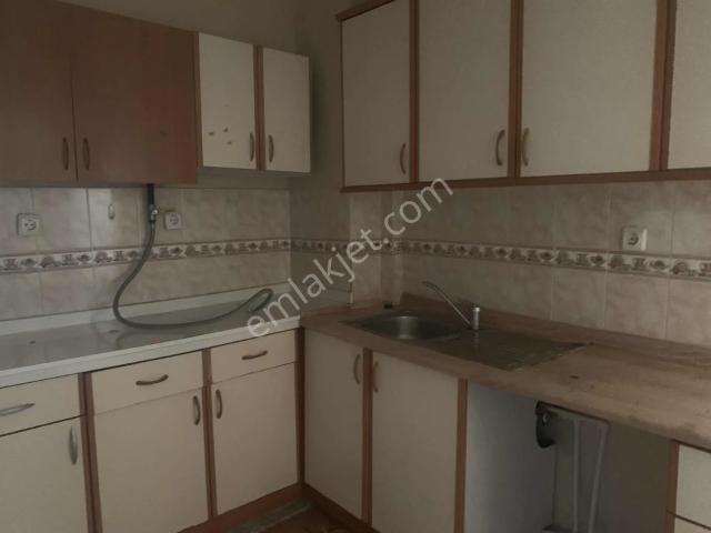 Bahçelievler Mahallesi, Karabağlar içerisinde kiralık mülk