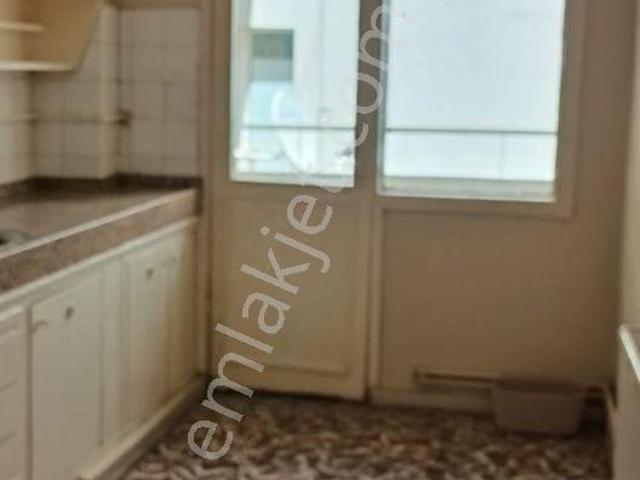 Karabağlar, İzmir içerisinde kiralık mülk
