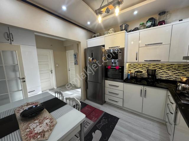 Konak, İzmir içerisinde satılık mülk