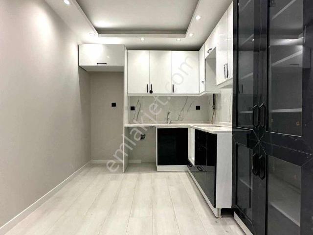 Konak, İzmir içerisinde satılık mülk