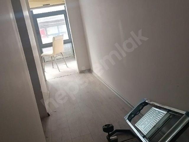Üçyol, Konak içerisinde satılık Dükkan