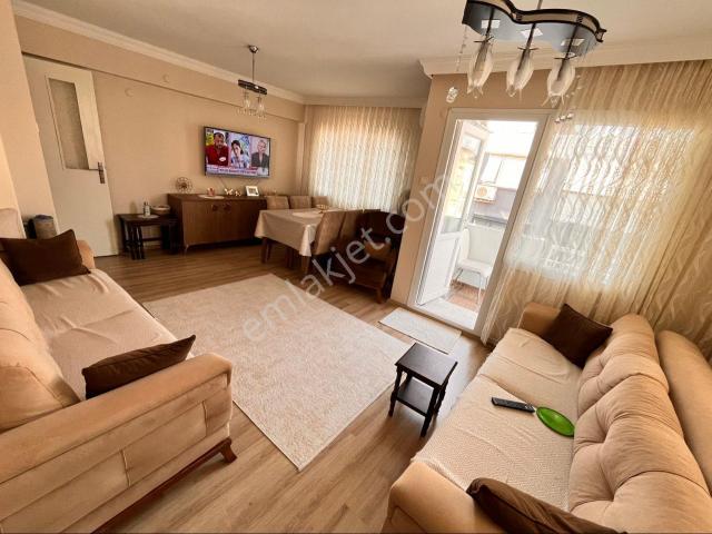 Konak, İzmir içerisinde satılık mülk