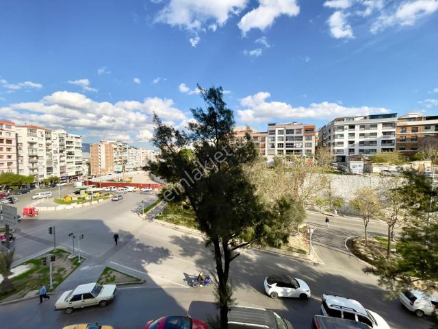 Karabağlar, İzmir içerisinde satılık mülk