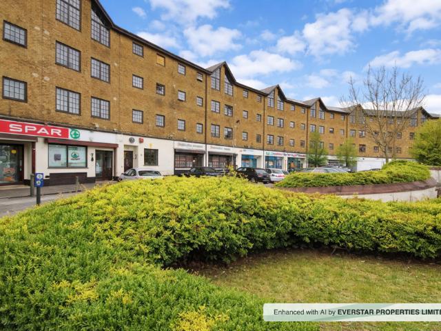 Apartment for rent in London Borough of Ealing, Hanwell