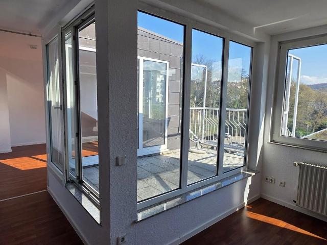 Dachgeschosswohnung mieten in Wuppertal, Nordrhein-Westfalen