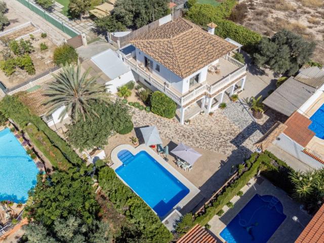 Casa en venta en La Font, l'Alacantí