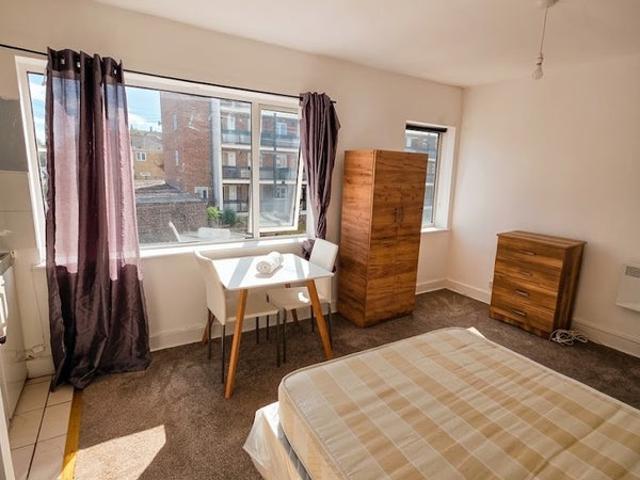 Apartment for rent in Glyndon, Plumstead