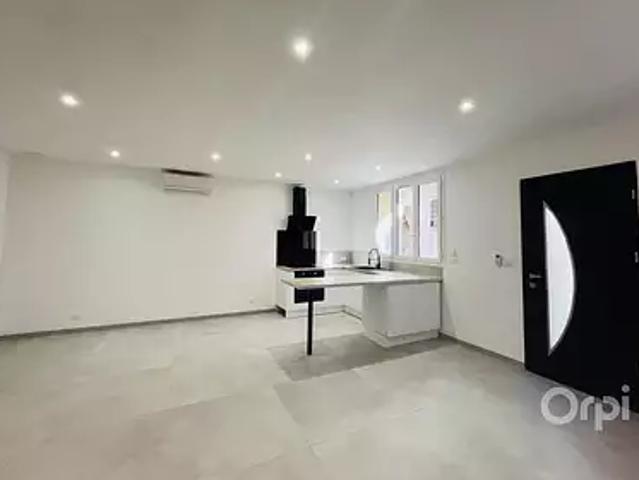 Maison vente à Nîmes, Uchaud