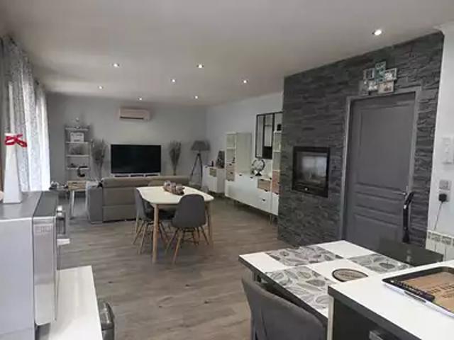 Maison vente à Nîmes, Uchaud