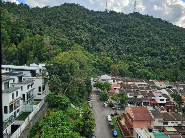 Room for rent in Country Heights Damansara, Kuala Lumpur