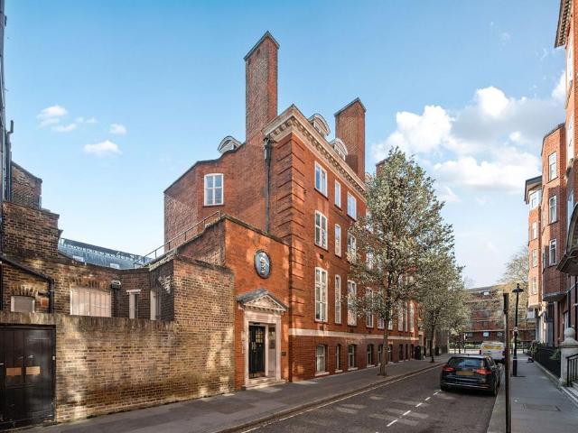 Apartment for rent in Pimlico, Greater London
