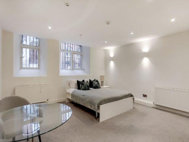 Studio for rent in Pimlico, Greater London